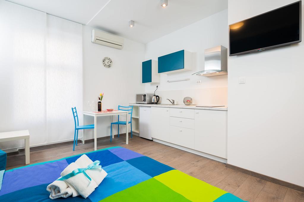 Split Dreams Apartments Kamer foto