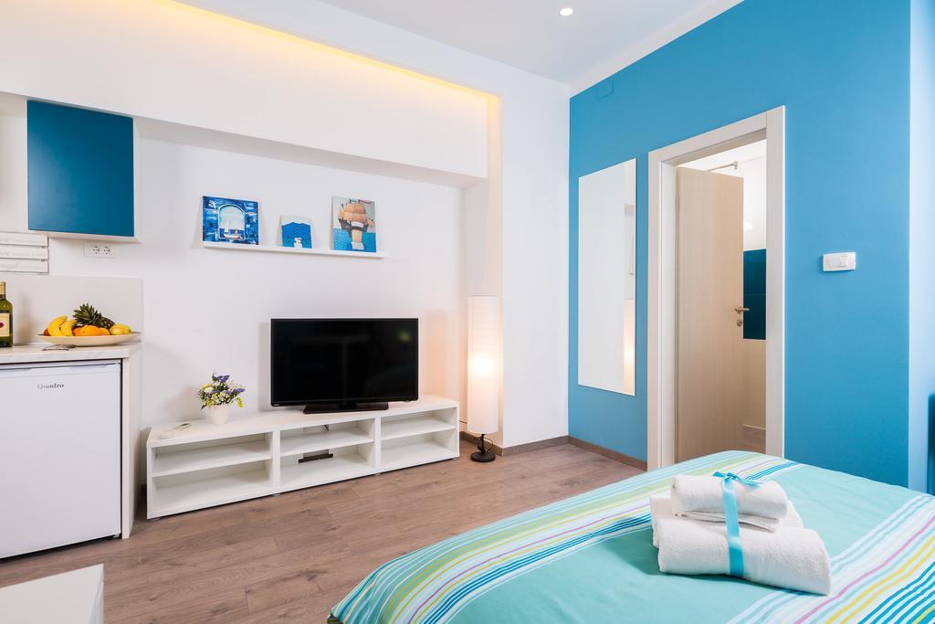 Split Dreams Apartments Kamer foto